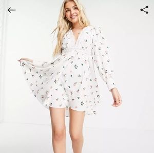 💥BIG SALE💥ASOS DESIGN Mini Skater Dress